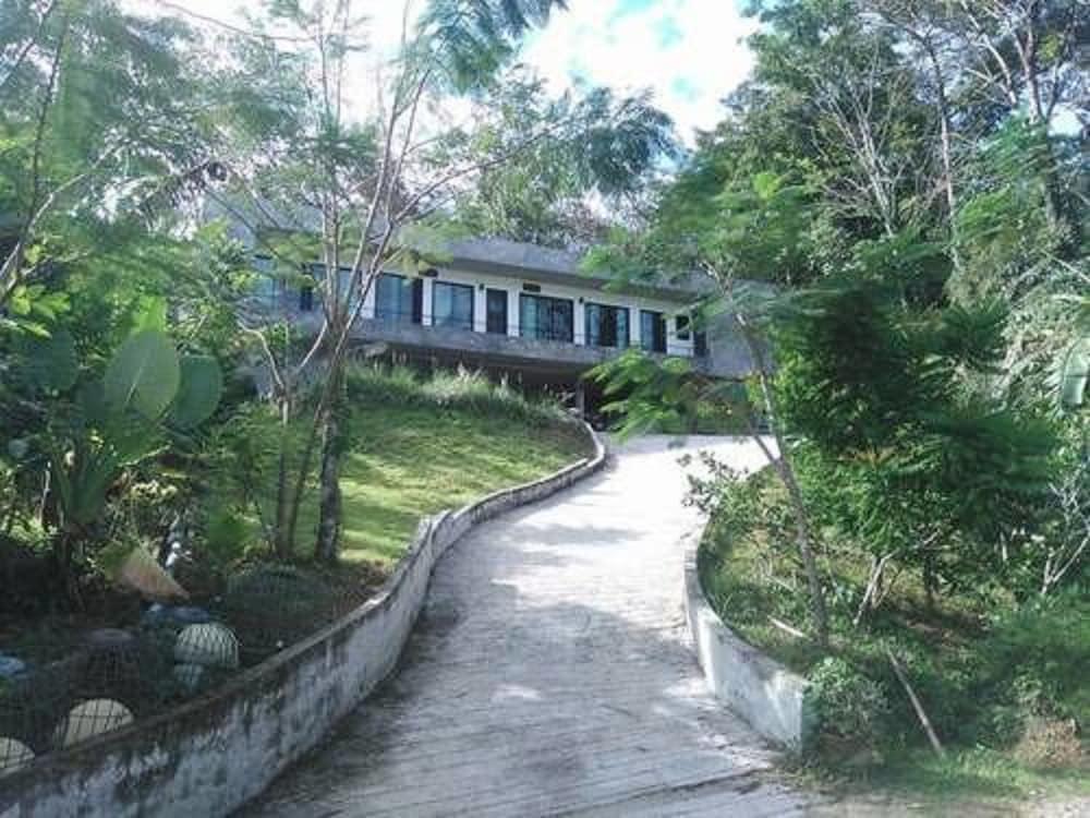 Phuchada Residence Nai Yang Beach Екстериор снимка
