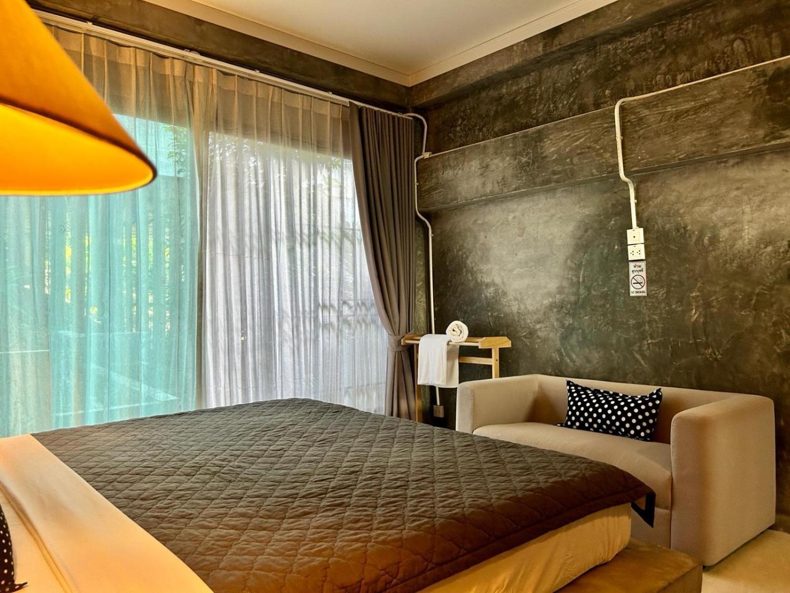 Phuchada Residence Nai Yang Beach Екстериор снимка