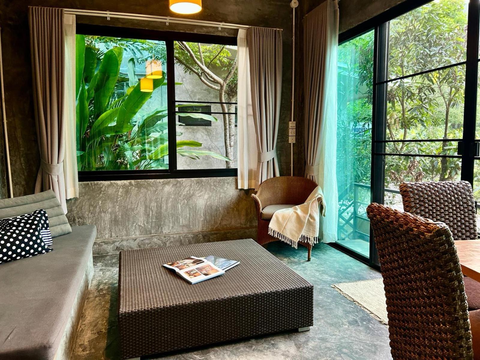 Phuchada Residence Nai Yang Beach Екстериор снимка
