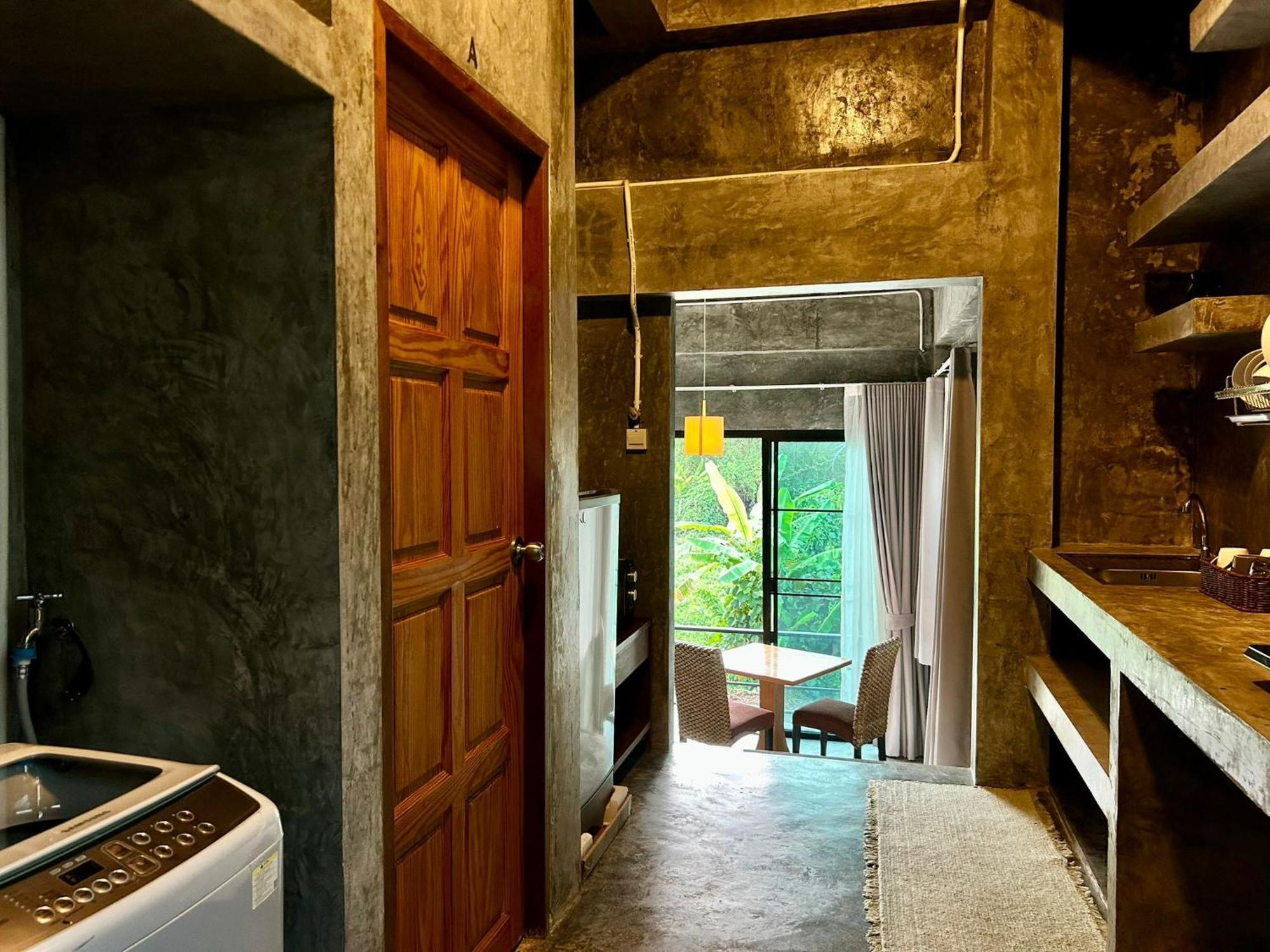 Phuchada Residence Nai Yang Beach Екстериор снимка